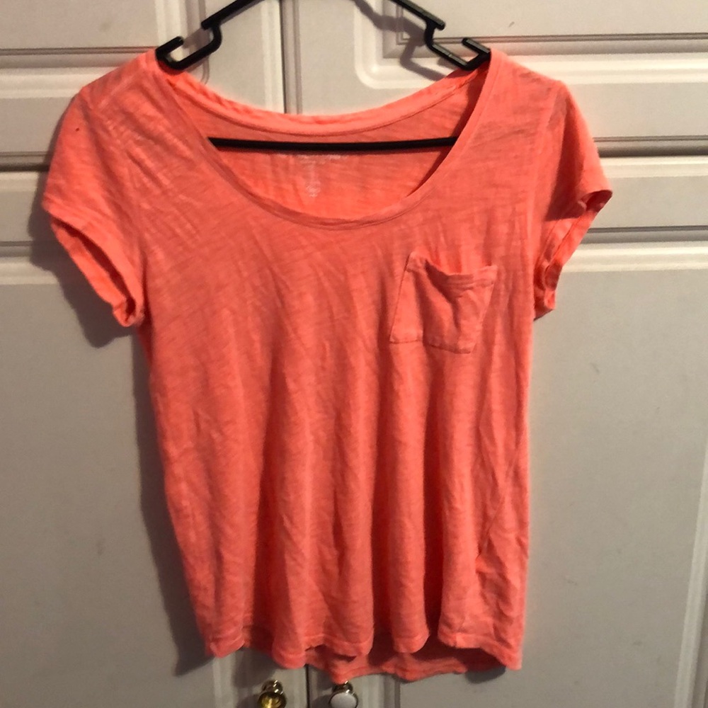 Bright tee